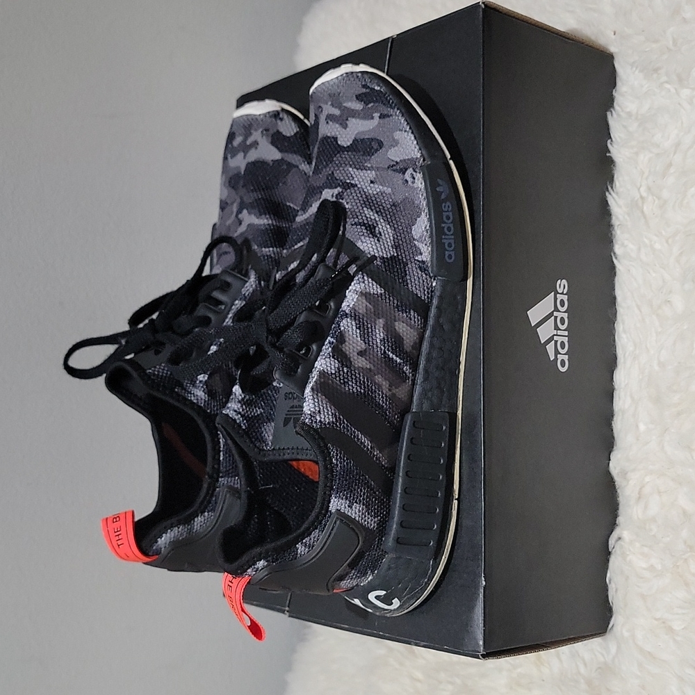 Adidas NMD R1 camo NYC